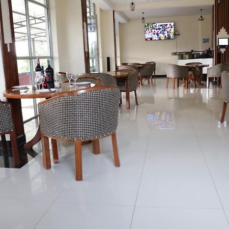 Paraiso Gardens Hotel Wote ภายนอก รูปภาพ